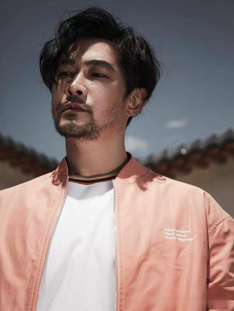 50岁男人,夏天要剪就剪这“3种”短发,清爽又减龄,照着剪准帅