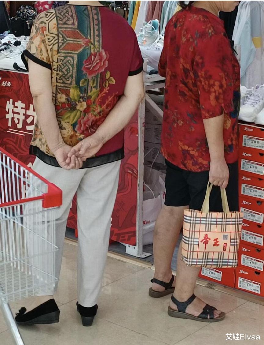 中年女人我劝你:脱离“阿姨感”,这5个小习惯要早点改掉