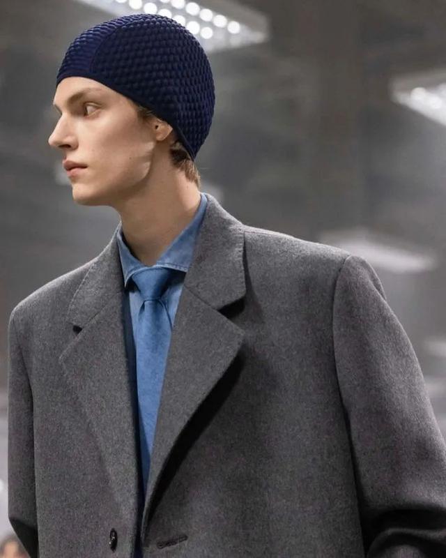 187cmYSL贵公子一夜爆火！网友：老公太多，都不知道先爱哪个