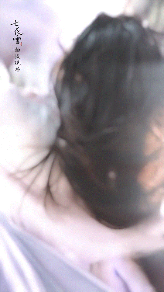 李沁《七夜雪》妆造爆火，古典美人风采再现荧屏！