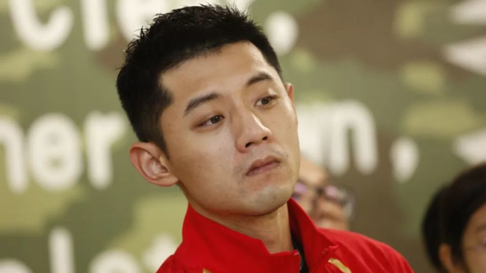 ?36岁张继科近照，头发稀疏大腹便便，离开景甜后他何去何从？