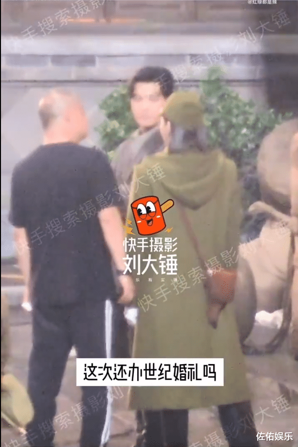 各自安好！baby晒自拍照端庄大气，黄晓明叶柯感情稳定惹人羡