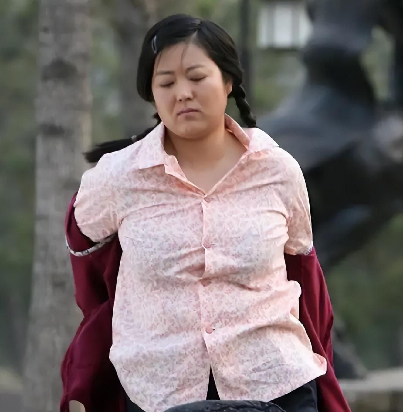 曾经美得一塌糊涂,而现在成土气大妈,岁月这把“杀猪刀”太狠了