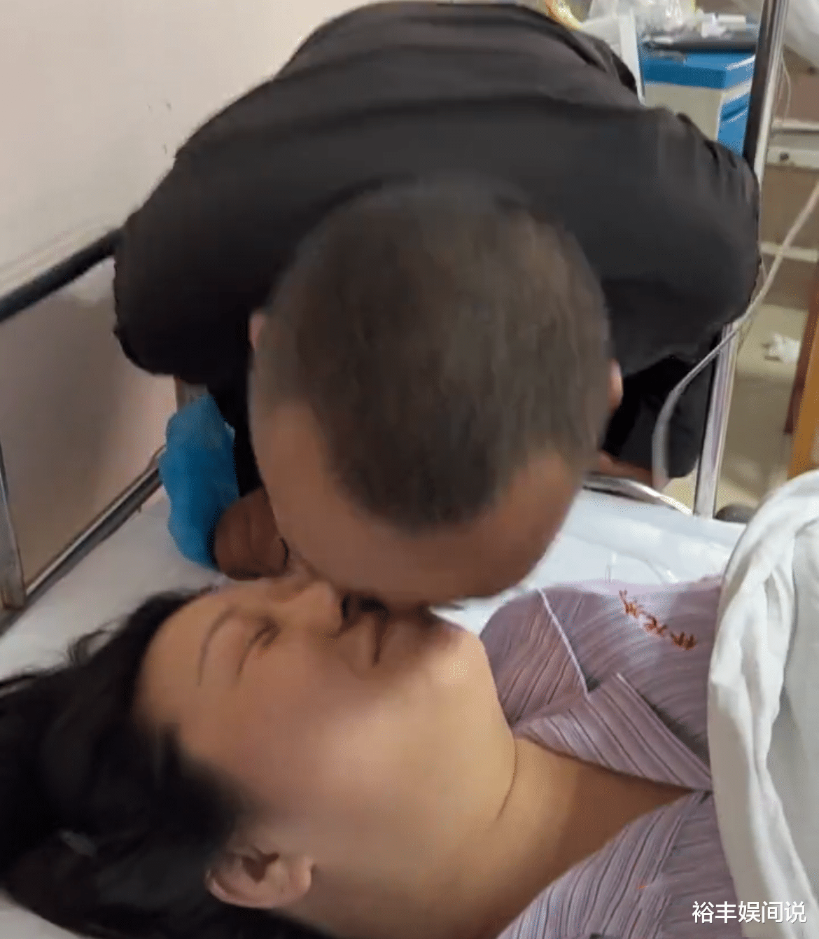 网红“忧郁男神”官宣生子!颜值对比令网友破防,曝五分钟挣7万