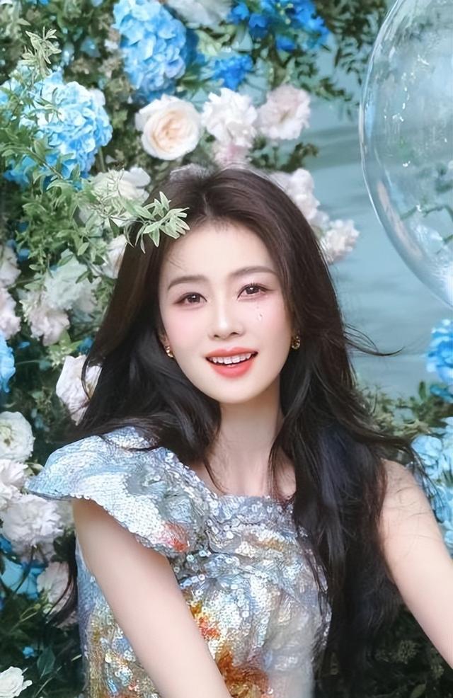 北京这一夜，娱乐圈的拜高踩低，在白鹿身上体现的淋漓尽致