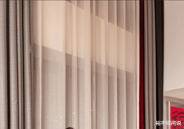 58岁宋祖英举办家宴!豪宅层高超五米,穿香奈儿手臂线条成亮点