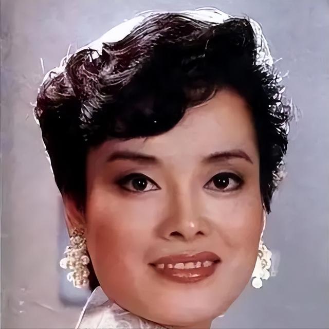 歌手毛阿敏:40岁嫁富豪,41岁高龄产女,58岁老公病逝,她今如何