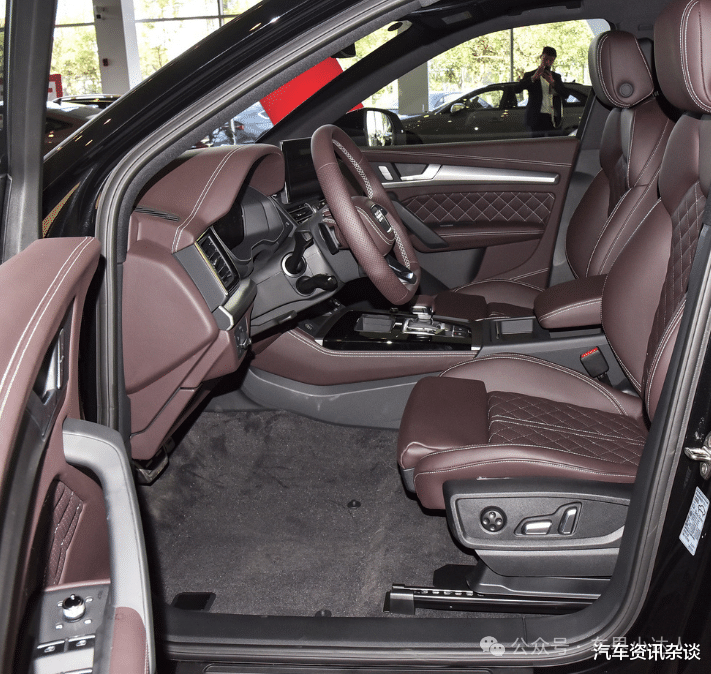 奥迪Q5L暴降24万！2.0T+四驱才26万，比X3便宜8万，宝马奔驰慌了