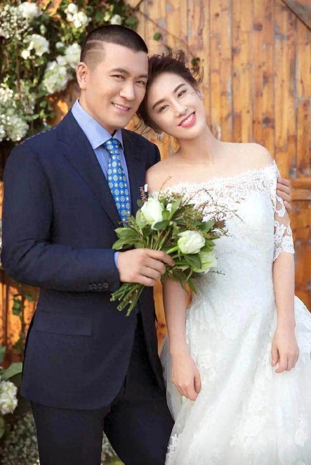 黄圣依杨子家族盛宴:庆祝安迪豪华生日派对,展现家庭温馨与和谐