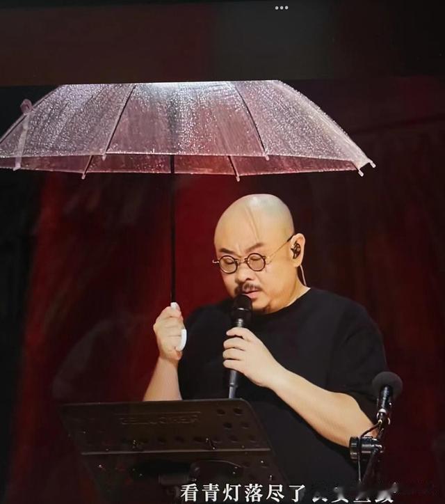 刀郎演唱会让歌王那英沦为笑柄,多年后卷土重来,再次引爆音乐圈