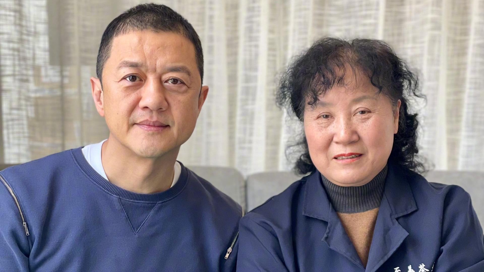 24年好友曝李亚鹏拖欠工资！聊天记录曝光人品：赚钱后将功臣踹了