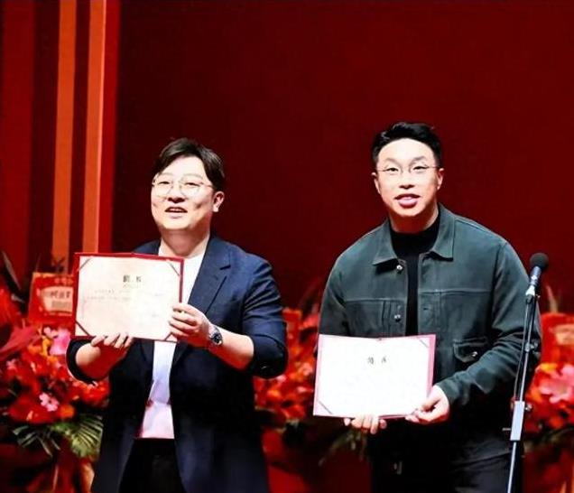 烧饼升德云社副总！高栾云平一头，评论全面失控，网友怒喷德云社-梦里水乡情长