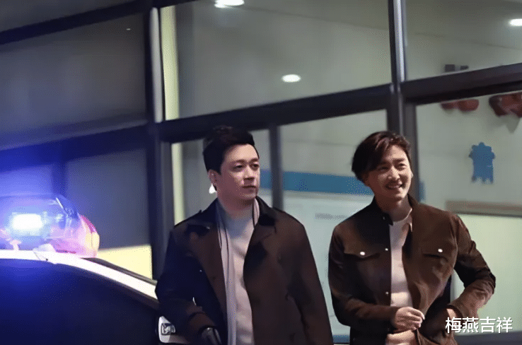 “悬疑双雄”再度华山论剑