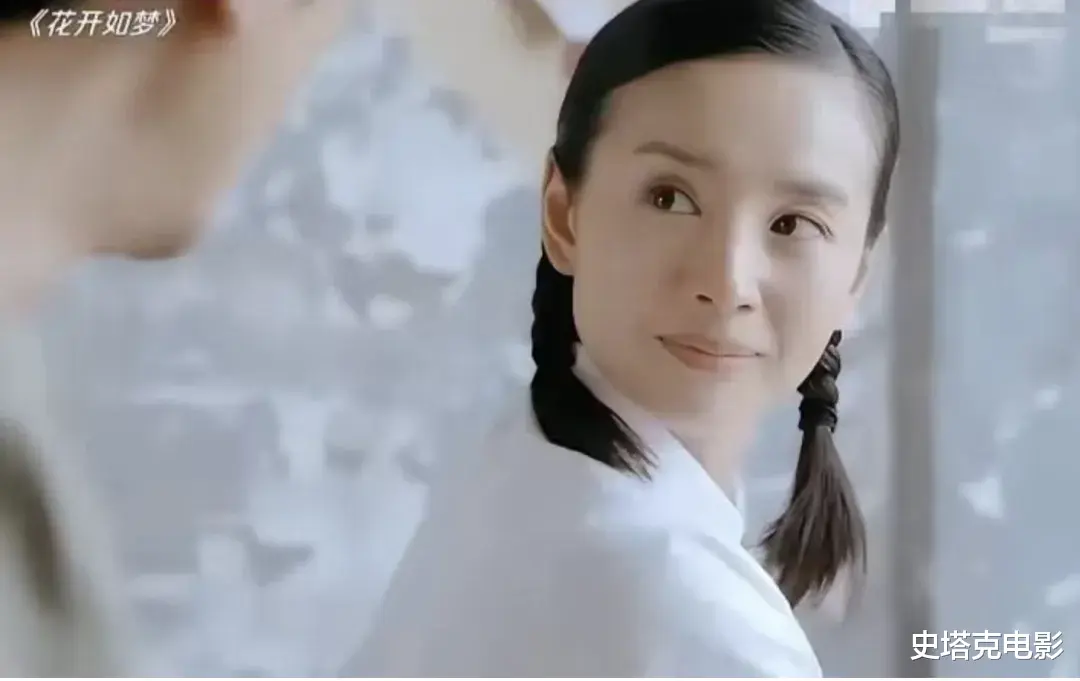 高龄演少女太尴尬：《花开如梦》中的董洁，让刘晓庆都自愧不如吧