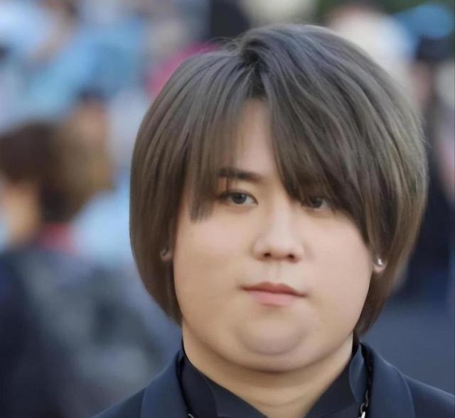 香港“蔡徐坤”一系列迷之操作,彻底让香港娱乐圈沦为“笑话”!