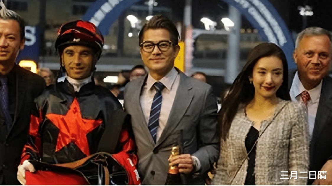 发型重要吗?看看快六十岁的郭富城你就知道, 有多重要!