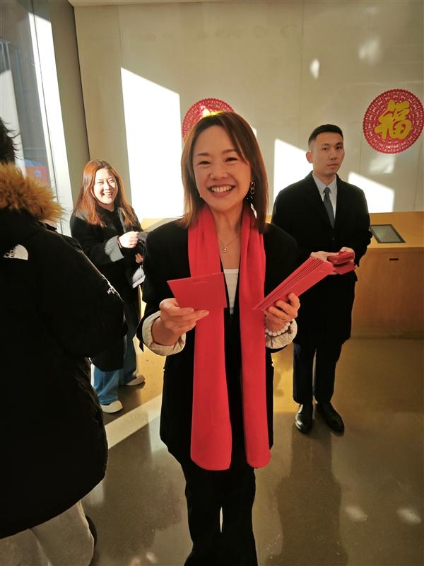 雷军给小米员工发开工红包了:还有蛇年纪念钞隐藏款