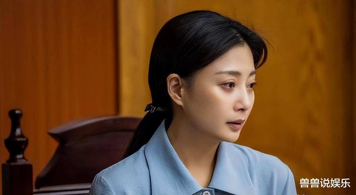 殷桃:余生好好走,被网友称之为“内娱第一尤物”,四十岁还单身