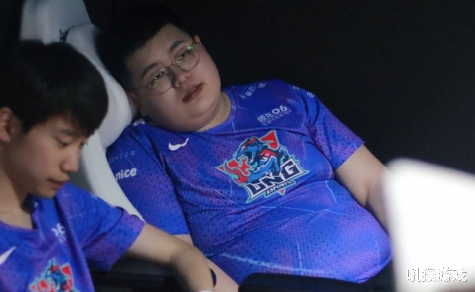 最菜上单心酸职业生涯，20块炒饭都吃不起，拿冠军LPL不让上