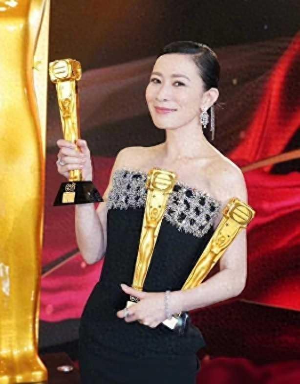 这一次,佘诗曼给内娱“上了一课”,苑琼丹的话,终于有人信了