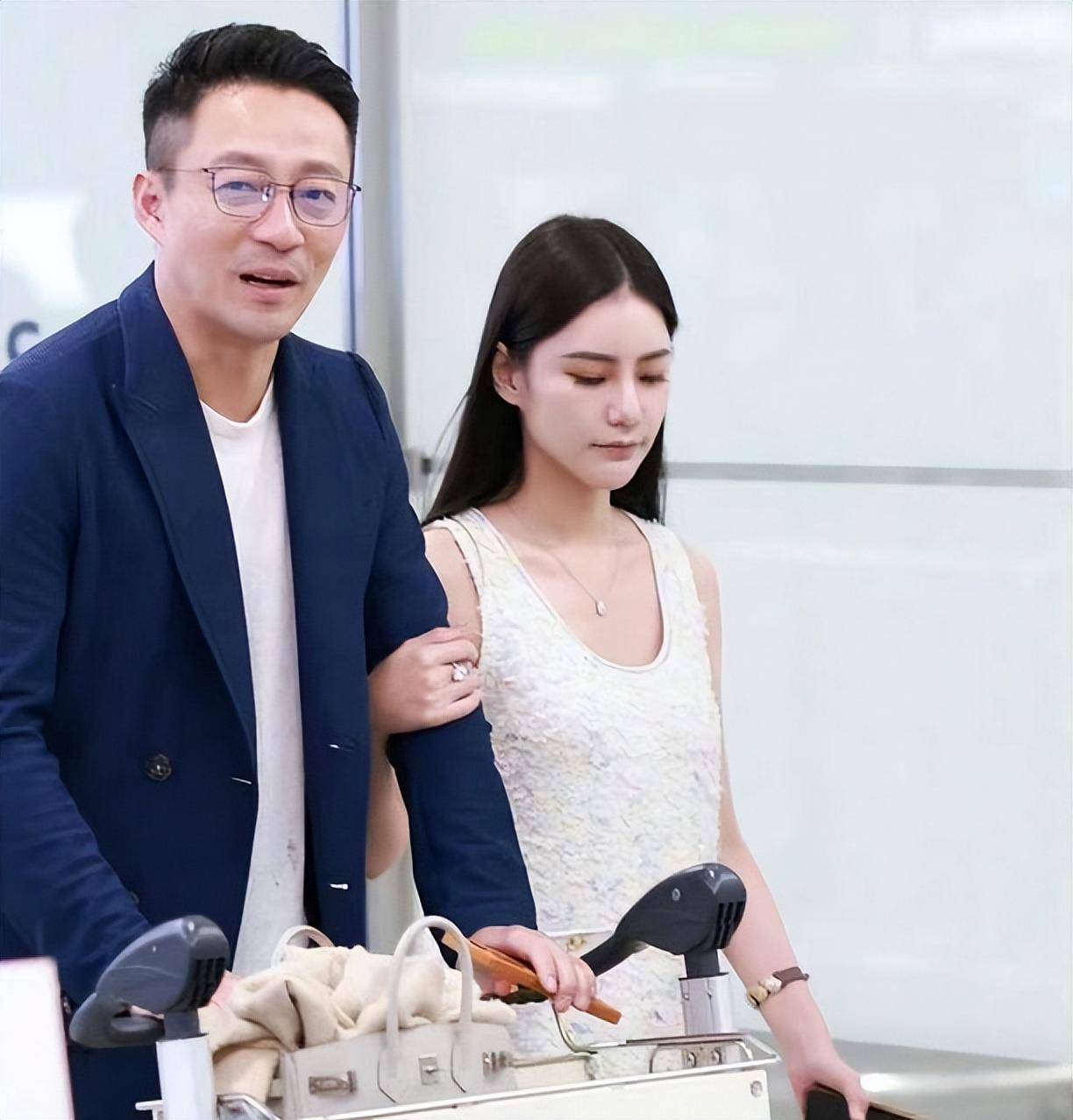 马筱梅前夫疯了！放出隐私照疑报复马筱梅，太扎汪小菲的心了，汪小菲如何应对