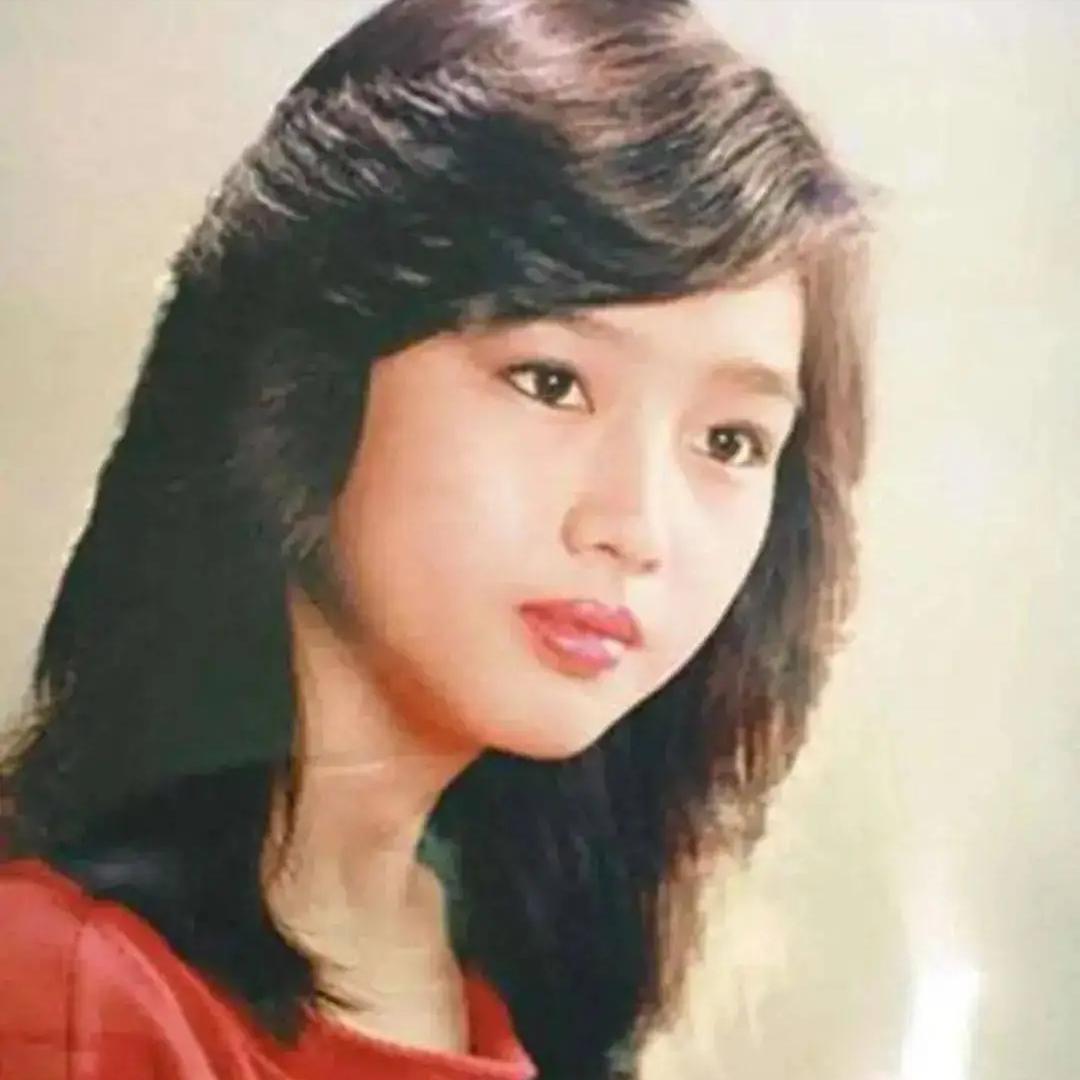 刘德华与小姨子合照曝光,揭秘上流社会奢侈生活