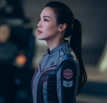 “仙女级女星”也是“老烟枪”,刘亦菲等5位女星的罕见一面