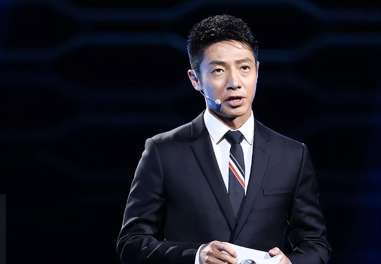 央视肖晓琳: 退休5个月，于美国儿子家死去，临终26字遗言现实写照