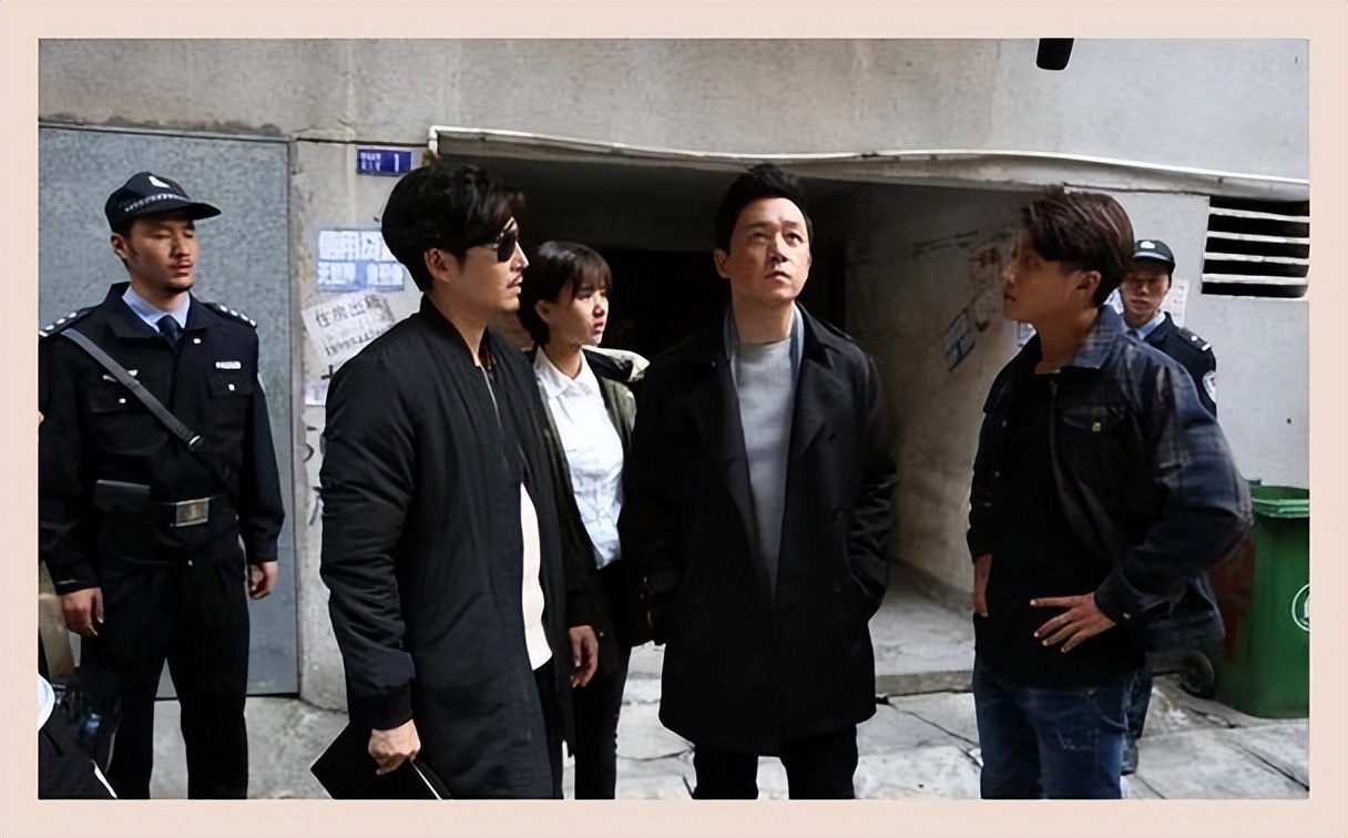 《白夜追凶2》即将开播：潘粤明再演双胞胎，50岁新挑战