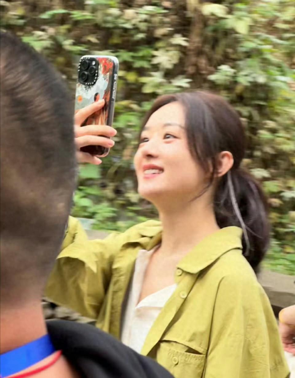 赵丽颖遭著名导演告白:我好爱你,来做我的女朋友,给你演女一号