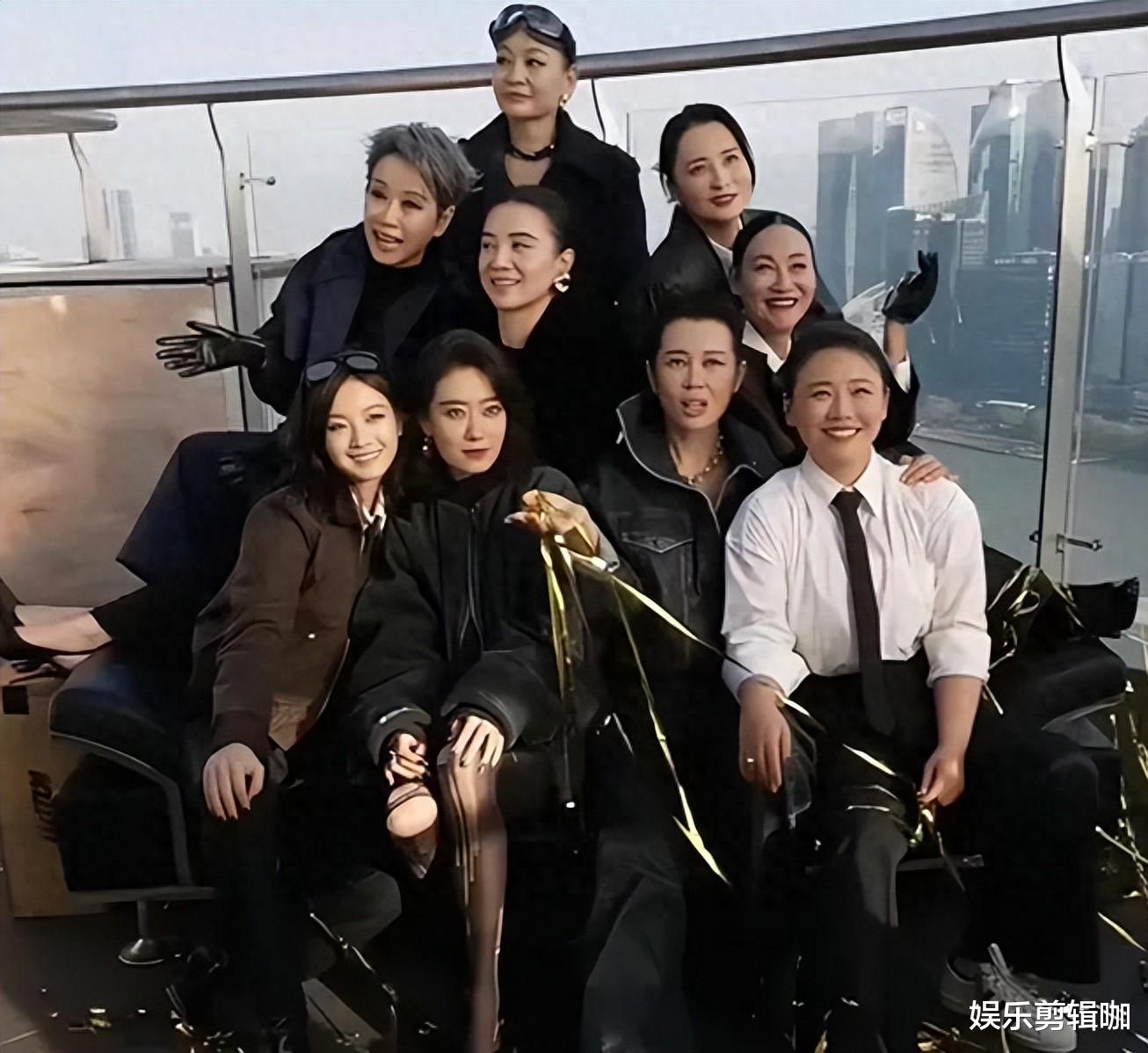 嘉人红毯好精彩!余男自曝结婚,刘亦菲压轴引争议!