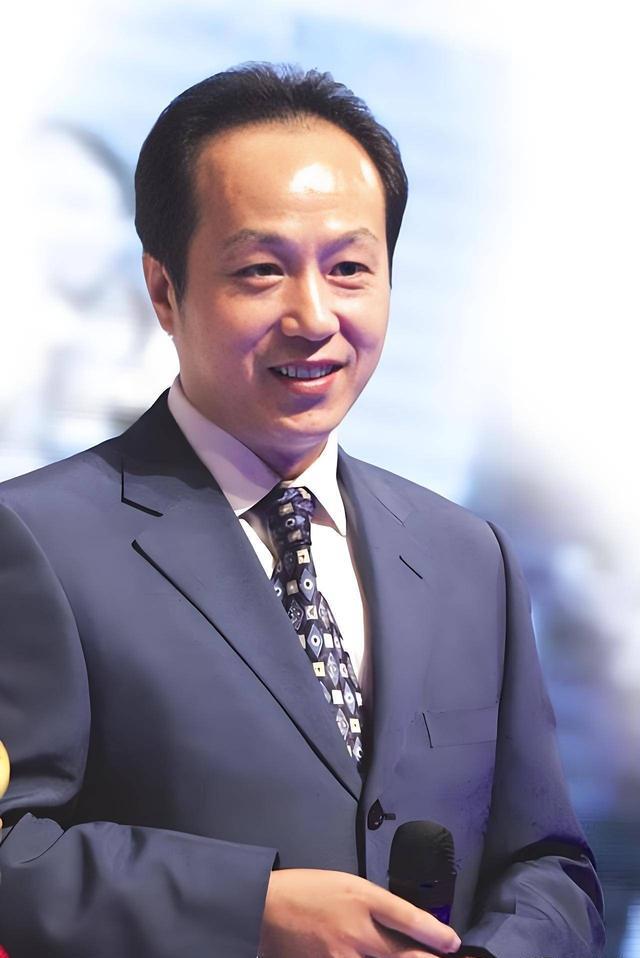 罗京：去世13年，妻子改嫁富商，儿子去了美国，母亲至今不知死讯