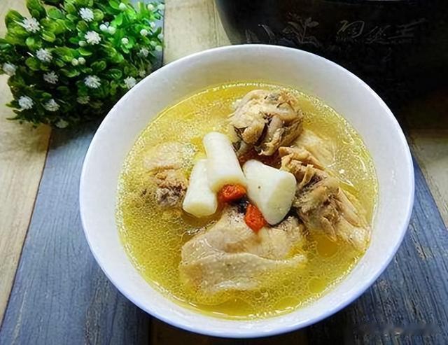 中老年人常吃这5种食材，预防膝盖老化，腿脚有劲力气足
