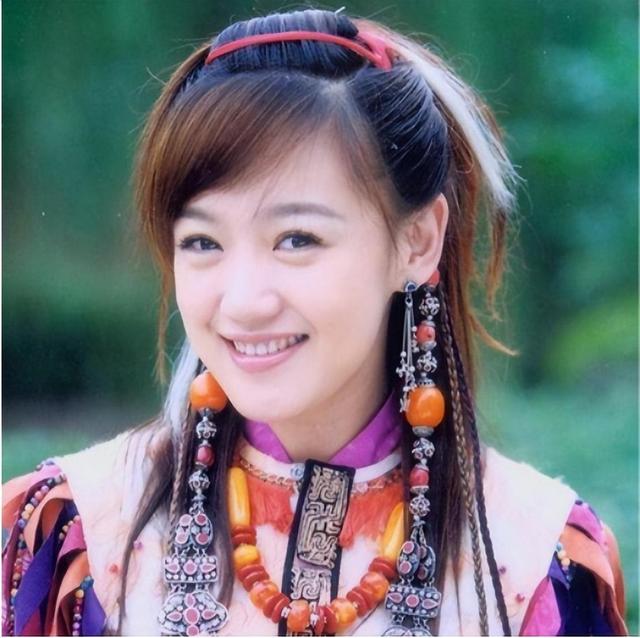 薛佳凝:分手15年后胡歌娶妻生子,她却选择出家,背后辛酸无人知