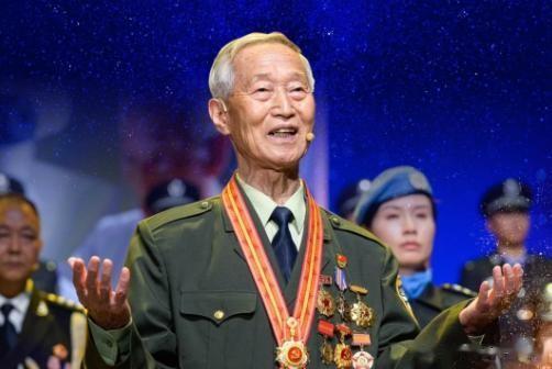 腾讯首播!40集刑侦悬疑大剧来袭!张译、王志文、景甜领衔。