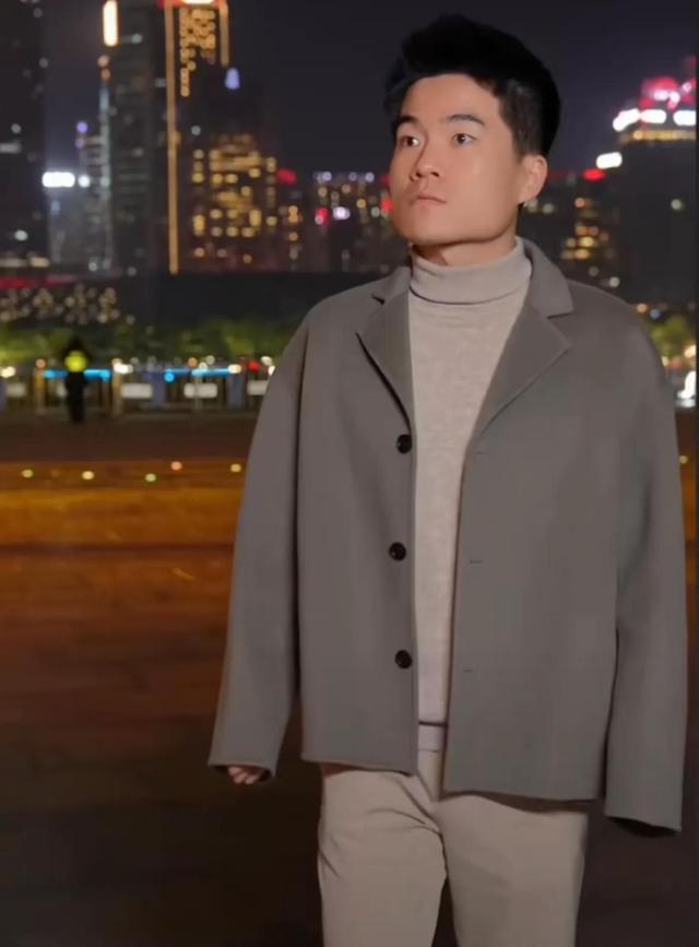 清华才子马翔宇带货数据1天翻5倍!把他和董宇辉放一块,才懂原因