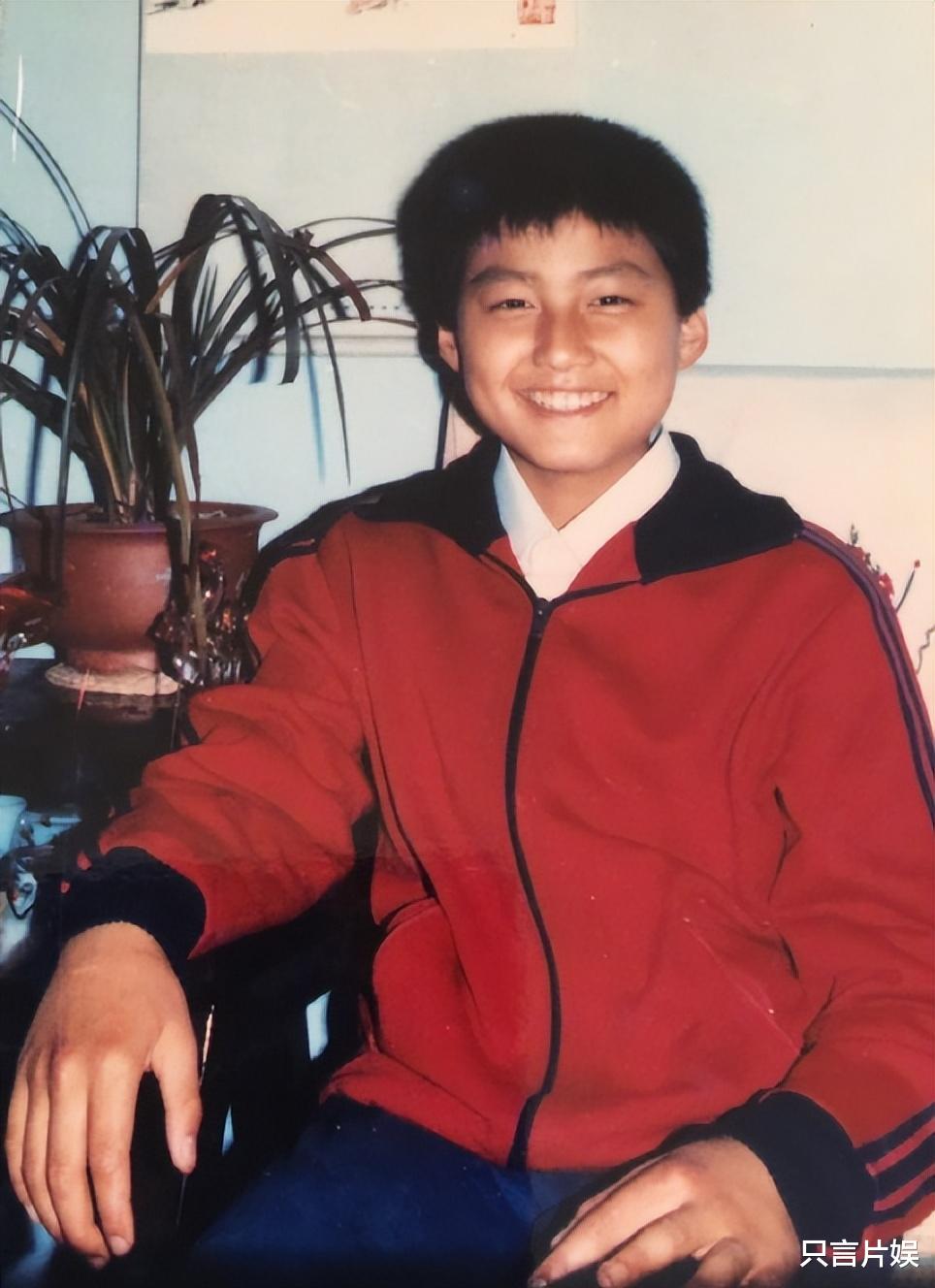 胡兵算不算顶级美男子？看他和贝克汉姆 胡歌等人的照片就有答案了