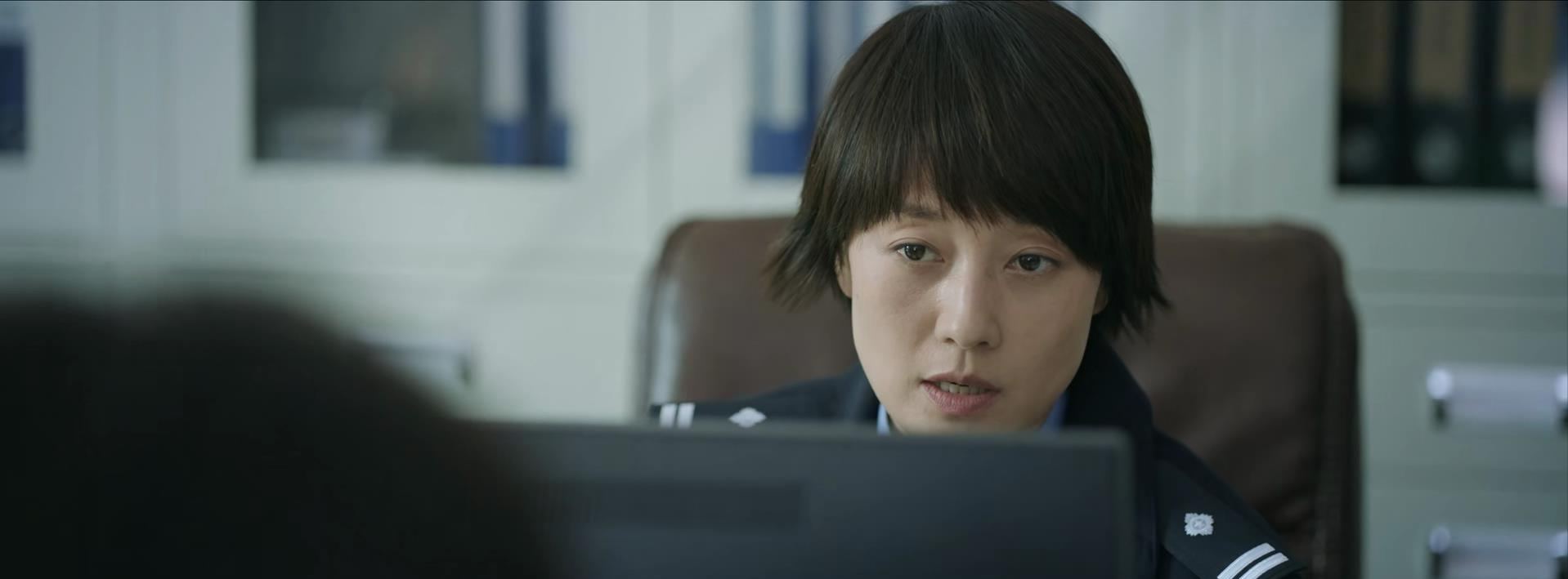 ?马伊琍又赌对了!悬疑剧《错位》口碑井喷,女二号出场引全场惊呼