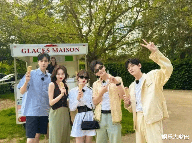 《中餐厅8》刚官宣就“摊上大事”,这区别对待的方式也太离谱了