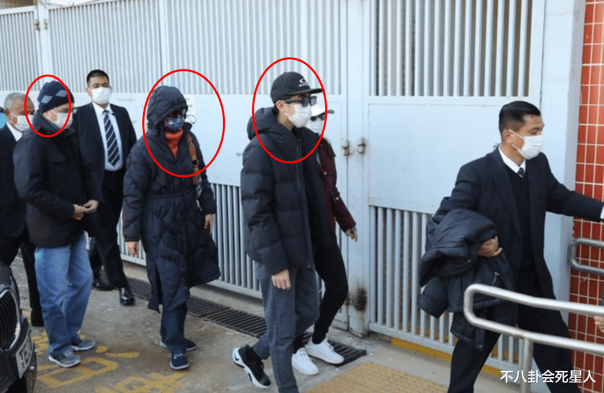 18岁李长禧：李嘉诚的长子嫡孙，比梁洛施儿子更会“投胎”