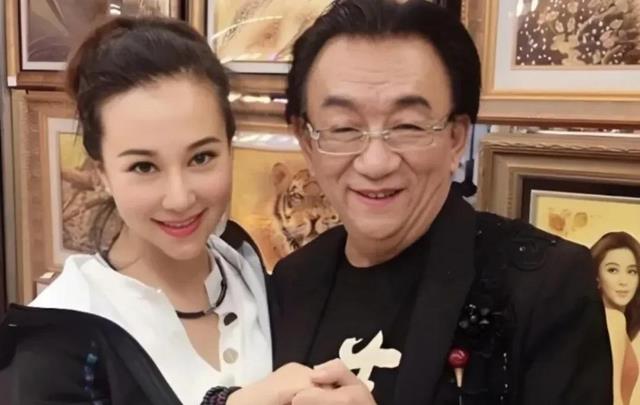 侯耀华糊涂啊！他代表父亲收徒，少马爷就可以代替父亲清他出门！