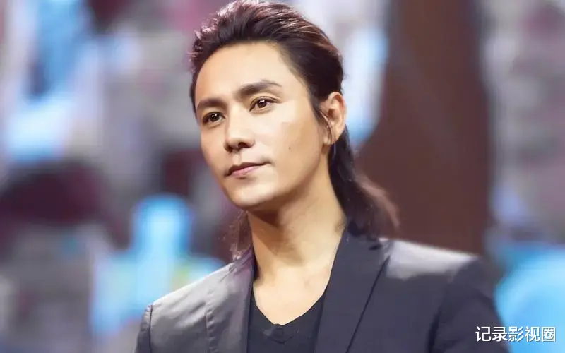 盘点年过40岁还是单身的10位男明星，谁最让人惋惜？