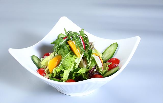 春天女人想皮肤好，这6种食物要常吃，补充营养，肌肤水嫩显年轻