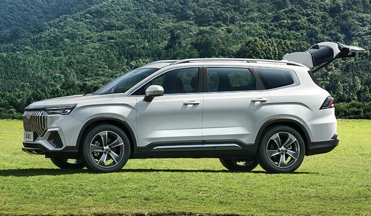 15万预算买7座SUV，不妨认准这款吉利新车，最低仅售11万多