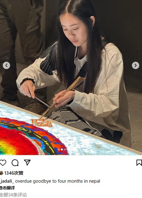 李连杰利智上山修行120天,称为了世界和平,21岁小女儿乖巧陪同