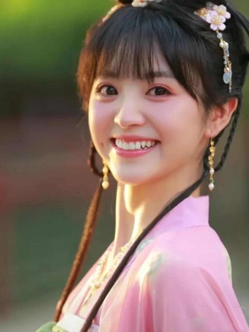 影视剧新老演员对比，不止颜值差，没有金刚钻就别揽瓷器活了