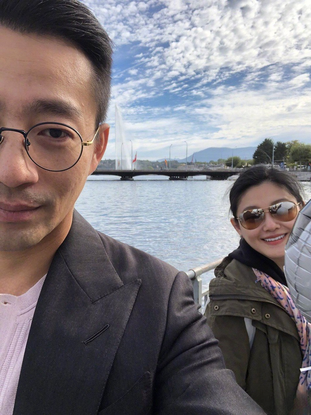 汪小菲家的保姆更新动态，大S如今可能陷入了进退两难的境地