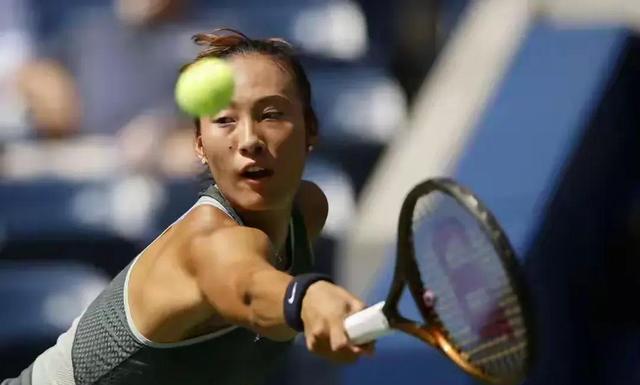 逆风翻盘!郑钦文打爆美国的球员,夺冠后将赢得2500万奖金!