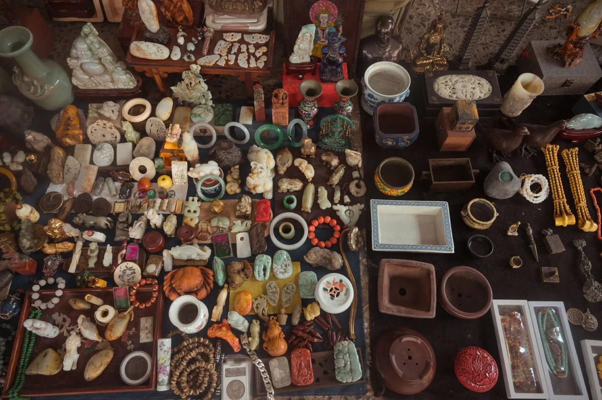 为什么收藏爱好者都喜欢去文玩市场?