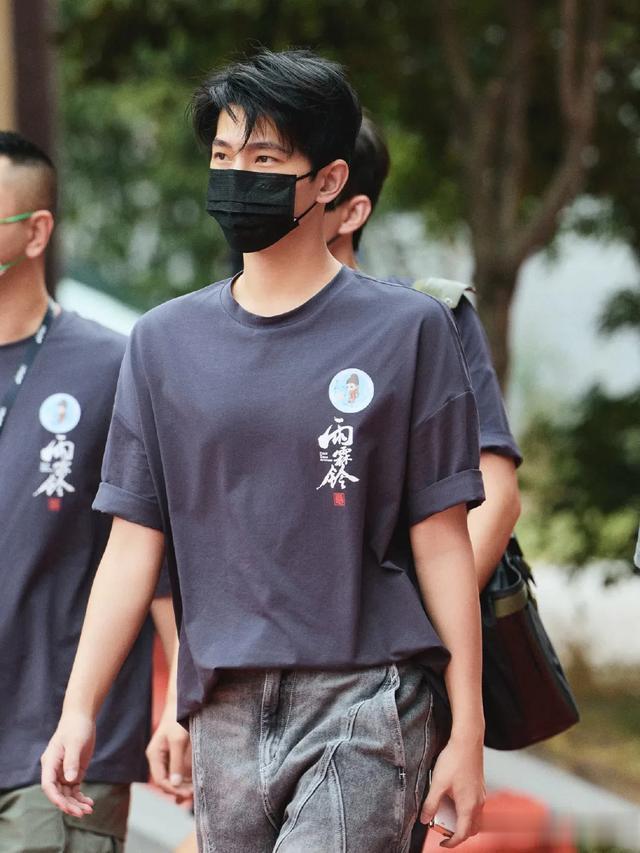 9.15娱乐资讯:王一博肖战赵丽颖任嘉伦 杨洋唐嫣檀健次刘诗诗